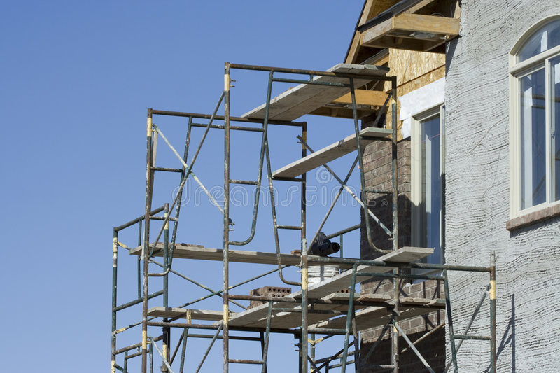 andamio-casero-de-la-construcción-4530817
